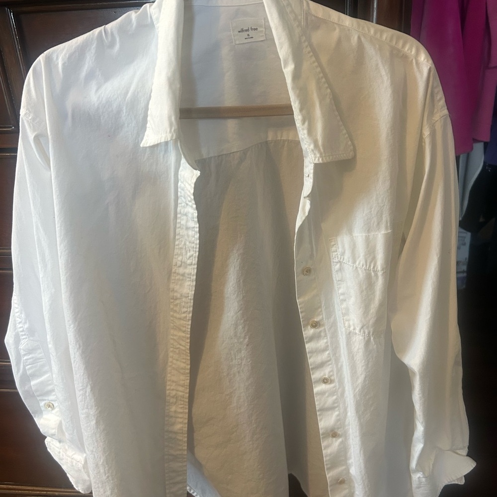 Wilfred Free White Shirt with Label Detail